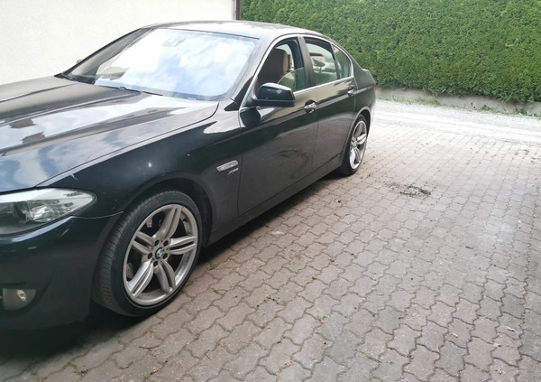 BMW Seria 5 cena 59901 przebieg: 181000, rok produkcji 2010 z Tarnów małe 92